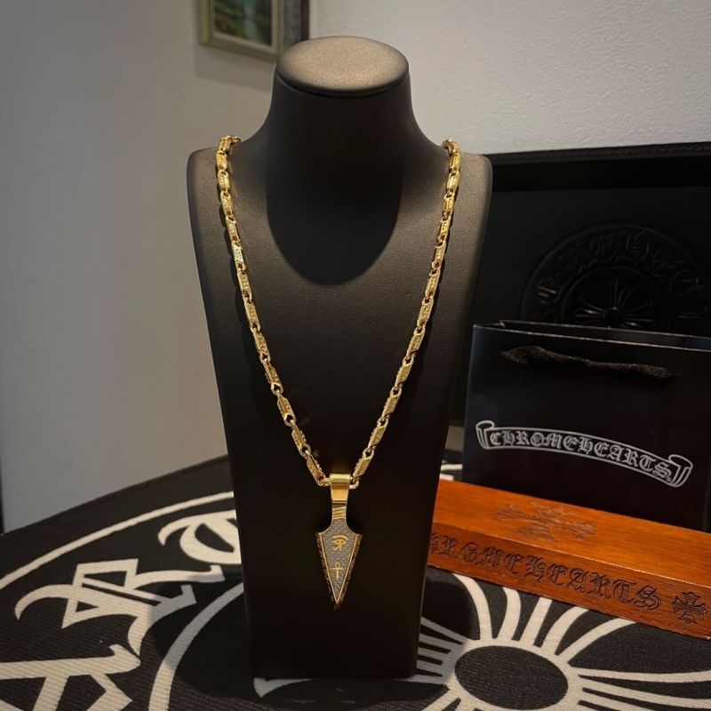 Ch**me He**ts necklaces
